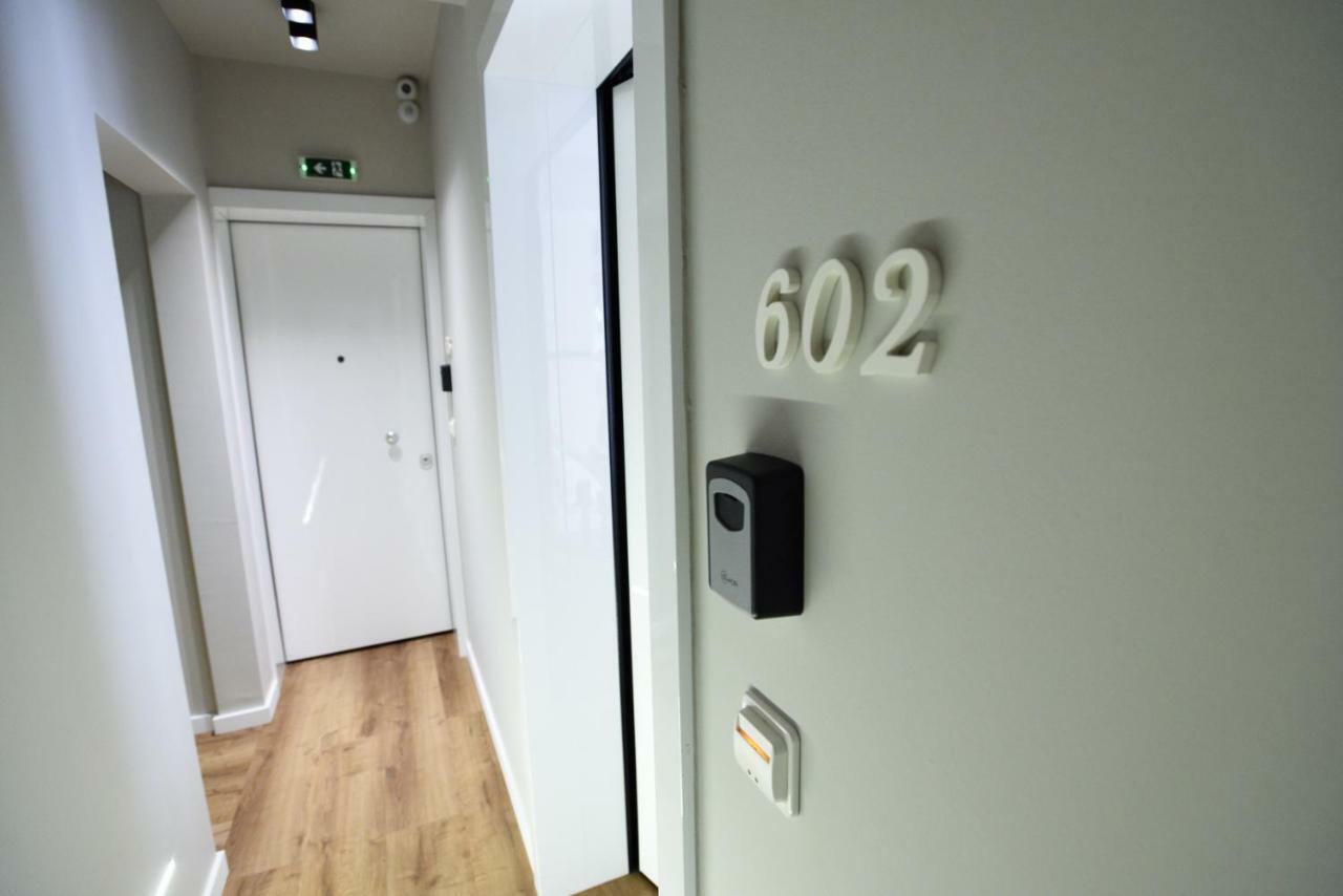 סלוניקי Magnifique Luxury Suites מראה חיצוני תמונה